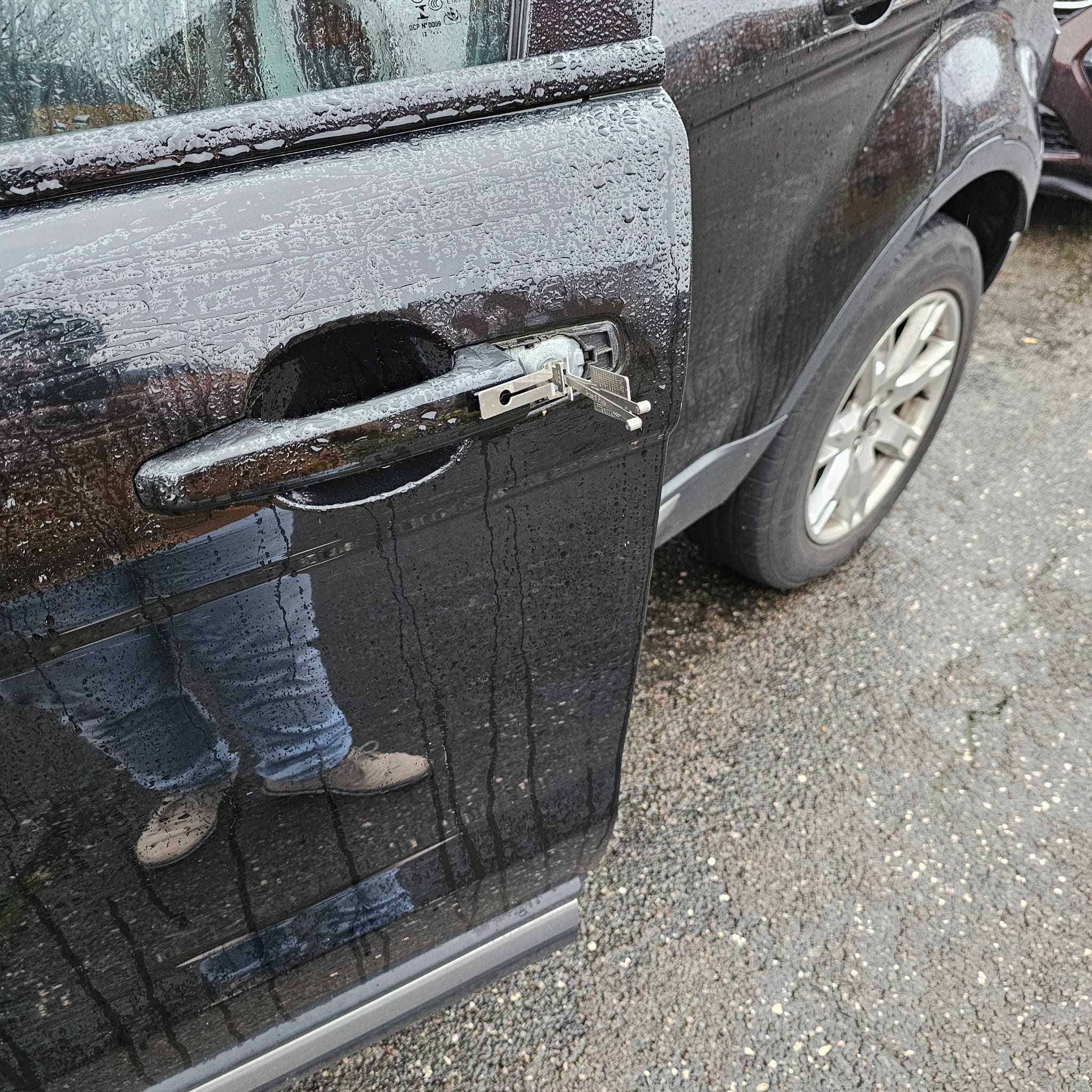 Professional lockout, key replacement, and fob repair services in Bexhill-on-Sea and Kent – Reliable solutions for all your locksmith needs.